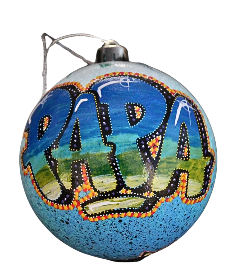 prénom personnalisé graff regalartprod boule de Noël personnalisée fait main unique idée cadeau orignal